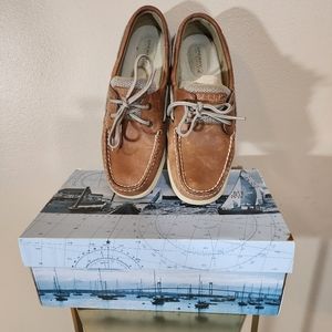 Sperry Boat shoe: size 8